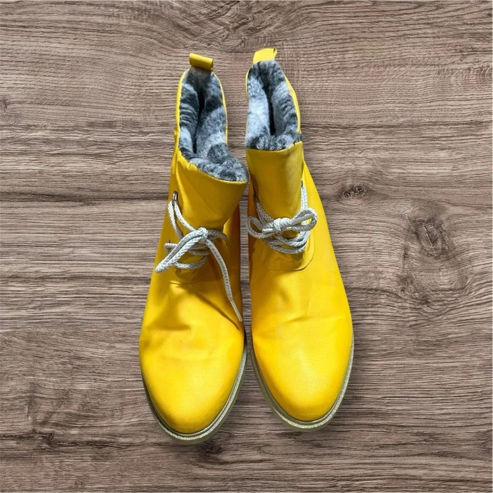 Cougar‎ Shoes Waterproof Rain/snow Boots Lifestyle For Women Size 10